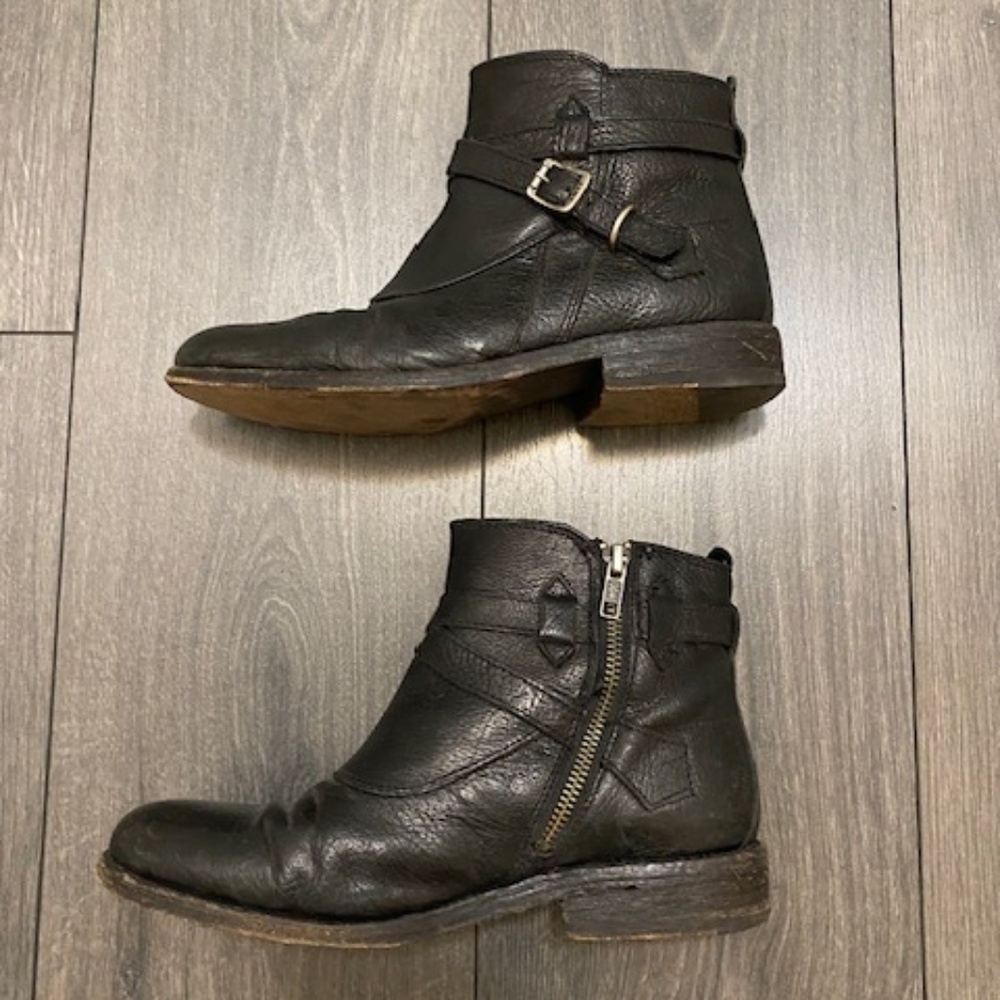 Frye Jayden Cross Strap Moto Black Leather Ankle Boots Size 7